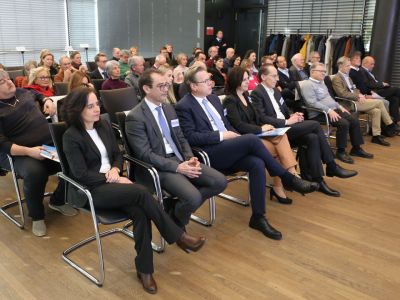 Teilnehmer der Infoveranstaltung zum Thema "Unternehmensnachfolge" in Bozen, Südtirol
